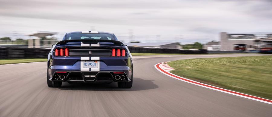  Shelby GT350 2018 года  (фото 8 из 40)